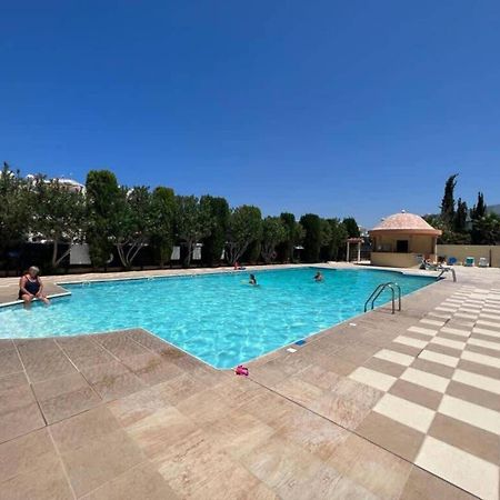 Queens Gardens Paradise Vip, Pool, Mall, Sea Paphos Buitenkant foto