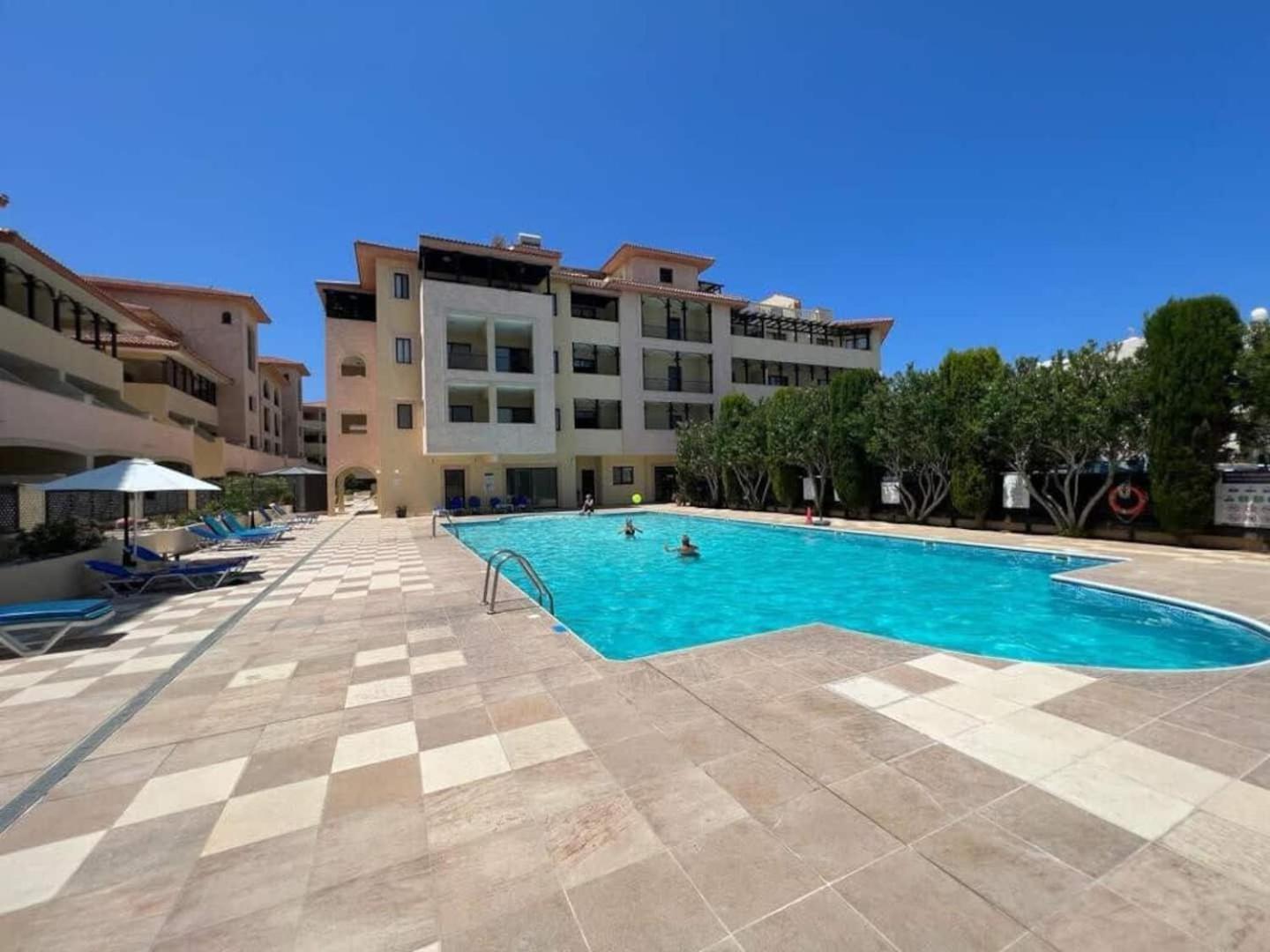 Queens Gardens Paradise Vip, Pool, Mall, Sea Paphos Buitenkant foto