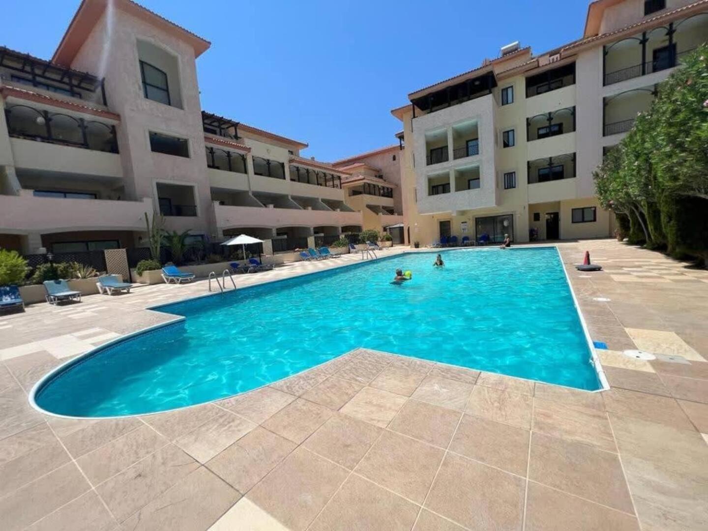 Queens Gardens Paradise Vip, Pool, Mall, Sea Paphos Buitenkant foto