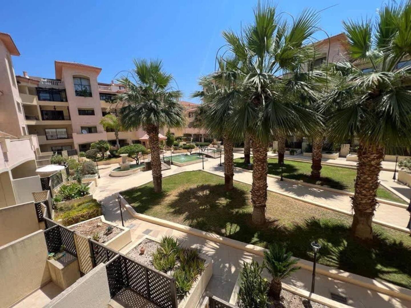 Queens Gardens Paradise Vip, Pool, Mall, Sea Paphos Buitenkant foto